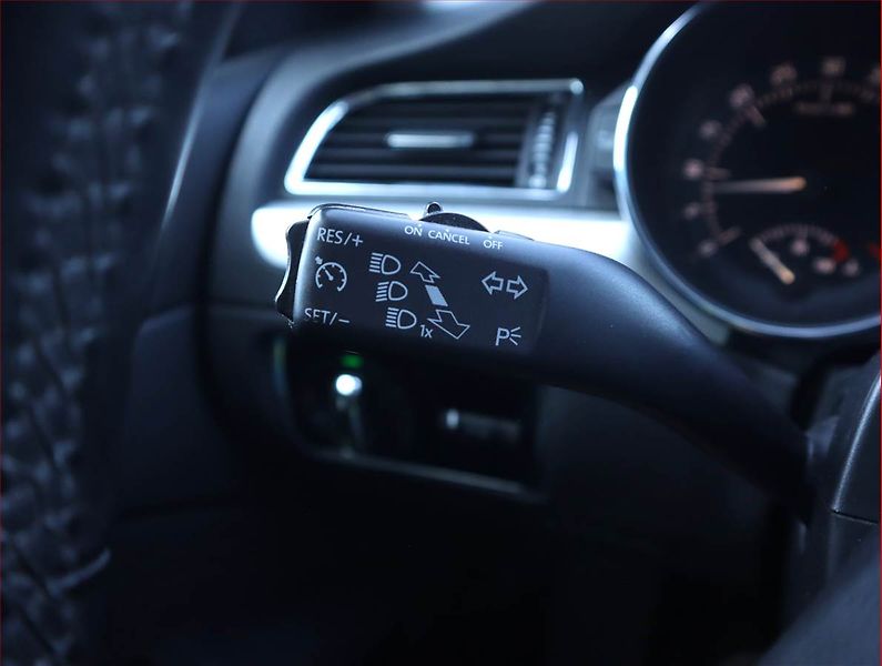 Škoda Superb (2012) 2.0 TDI, Serv.kniha, Tempomat - fotka 17 z 17