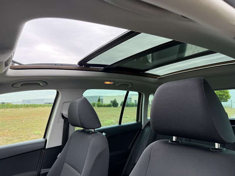Volkswagen Tiguan 1.4 TSI *REZERVACE* - fotka 25 z 40