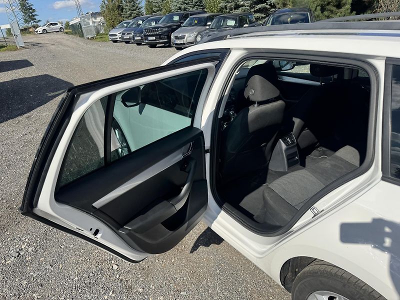 Škoda Octavia 1.6TDi,81kw,DPH,nové v ČR - fotka 11 z 38