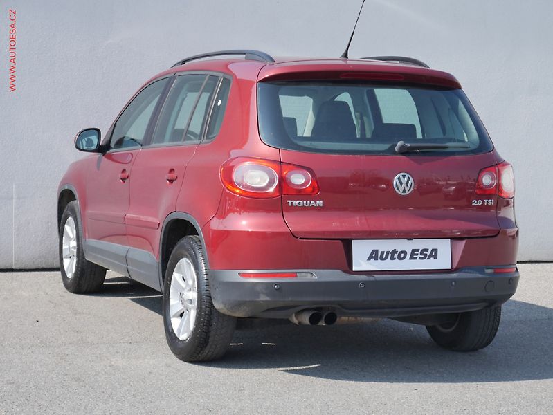 Volkswagen Tiguan (2009) 2.0 TSi 4x4, ČR, DSG, bixen - fotka 6 z 19