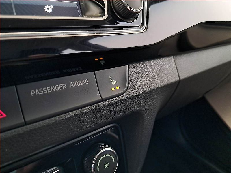 Škoda Fabia (2016) Style 1.2 TSI, ČR,1.maj - fotka 17 z 18