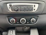 Renault Scénic (2012) 1.6i 16V 81kW Klima! Tažné! - náhled 15