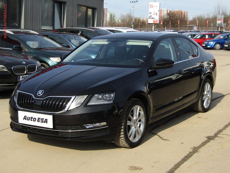 Škoda Octavia (2019) 1.6TDi 4x4, 1.maj,ČR, Style - fotka 3 z 17