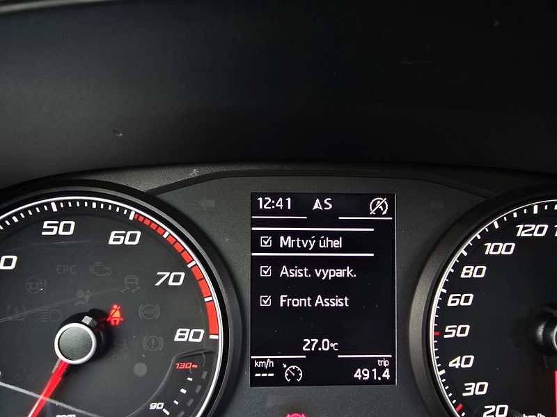 Škoda Kamiq / SEAT ARONA FR 1.5TSI 1Majite - fotka 24 z 24