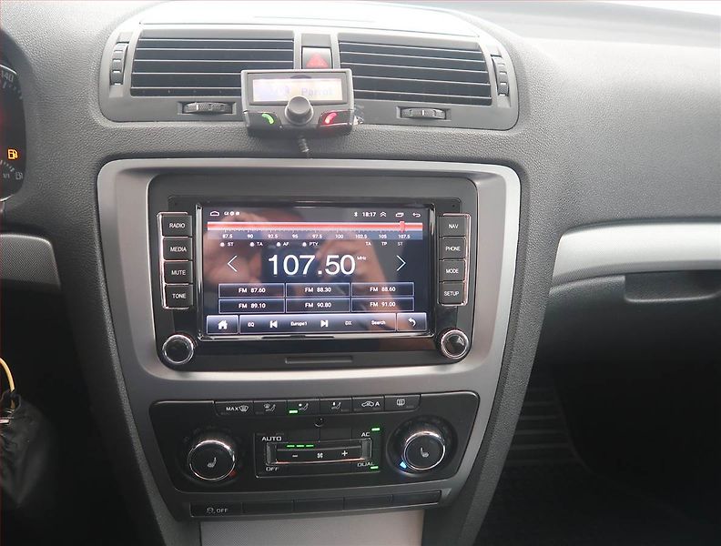 Škoda Octavia (2011) 1.6 TDI, Tažné, jezdí výborně - fotka 12 z 14