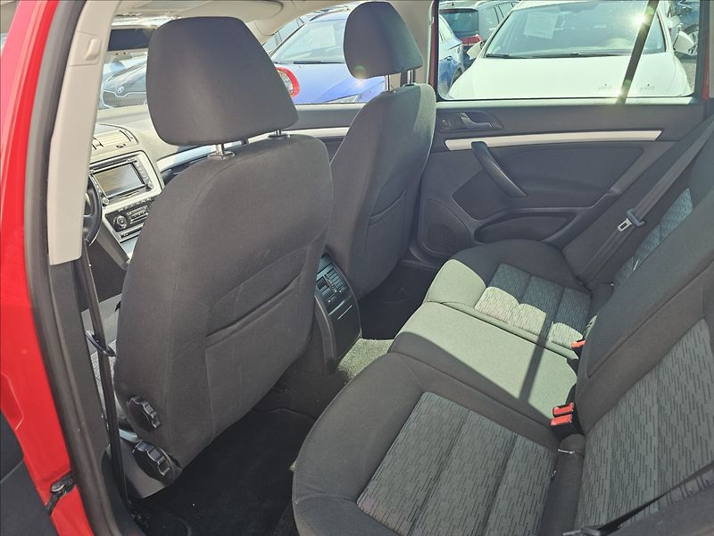 Škoda Octavia II 1,4TSi 90KW Ambition - fotka 23 z 43