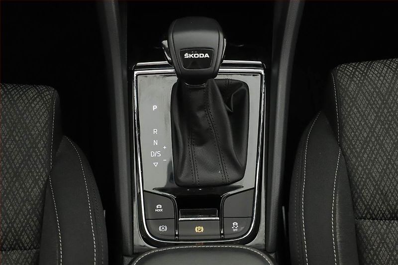 Škoda Karoq (2022) Style 2.0 TDI - fotka 10 z 20