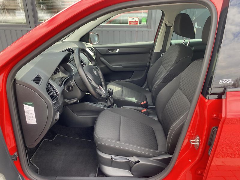 Škoda Fabia 1.2TSI 66kW-1xMAJ.-LED-EDITION - fotka 17 z 49
