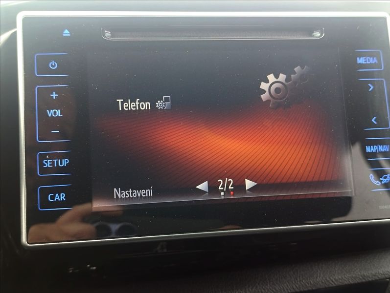 Toyota Hilux 2,4 D-4D Kamera Tažné 1maj. ČR - fotka 20 z 43
