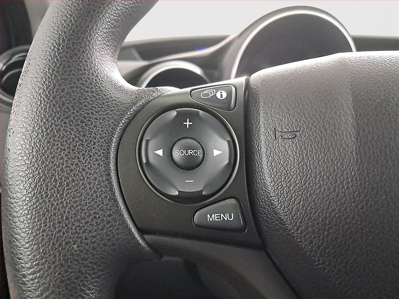 Honda Civic (2013) 1.4 i-VTEC - fotka 15 z 16