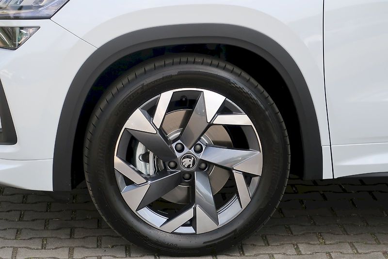 Škoda Kodiaq (2025) SportLine 2,0 TDi/110 kW DSG7 - fotka 31 z 32