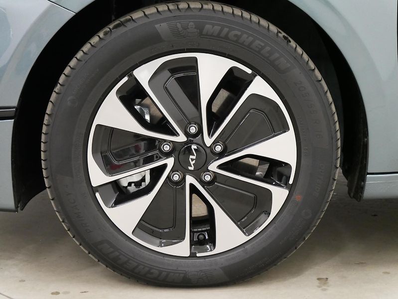 Kia Ceed - fotka 10 z 23