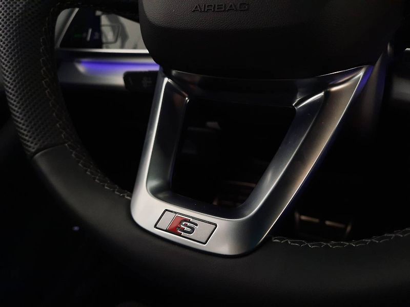 Audi Q7 (2025) 50 TDI quattro (210kW/286k) Ti - fotka 24 z 29