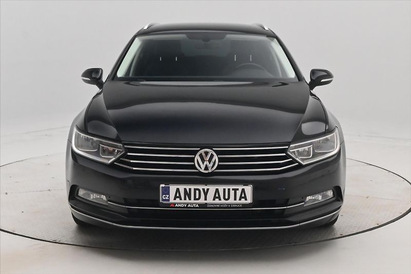 Volkswagen Passat 2,0 TDI 110 kW Highline Záruka - fotka 2 z 30