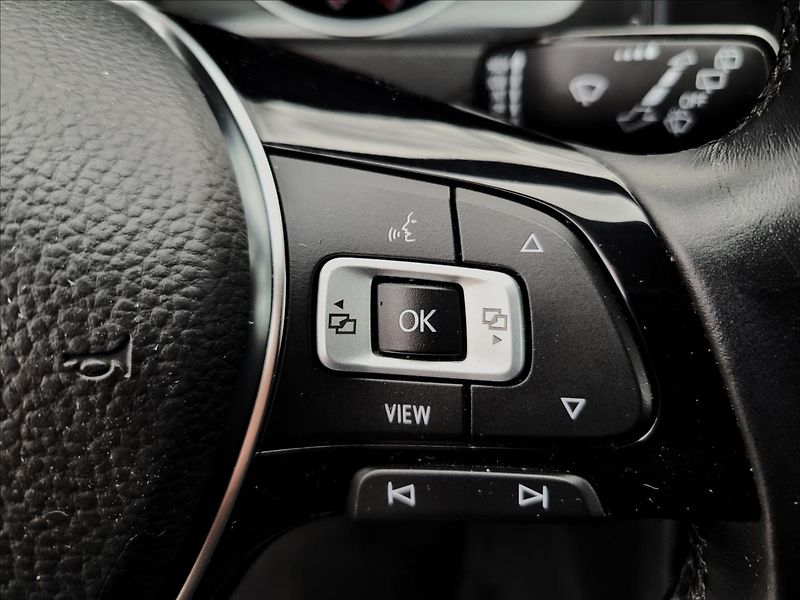 Volkswagen Golf 1,0 TSI,navi,digiklima,acc,alu - fotka 20 z 49