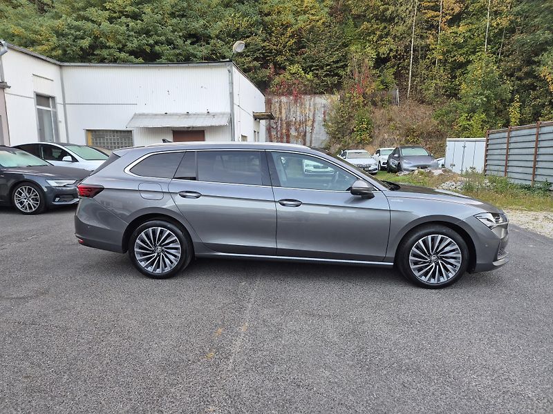 Škoda Superb ZAMLUVENO ! 110kw DSG L&K 18A - fotka 7 z 52