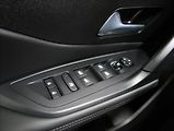 Peugeot 308 1,2 PT AT ALLURE NAVI KAMERA - náhled 18
