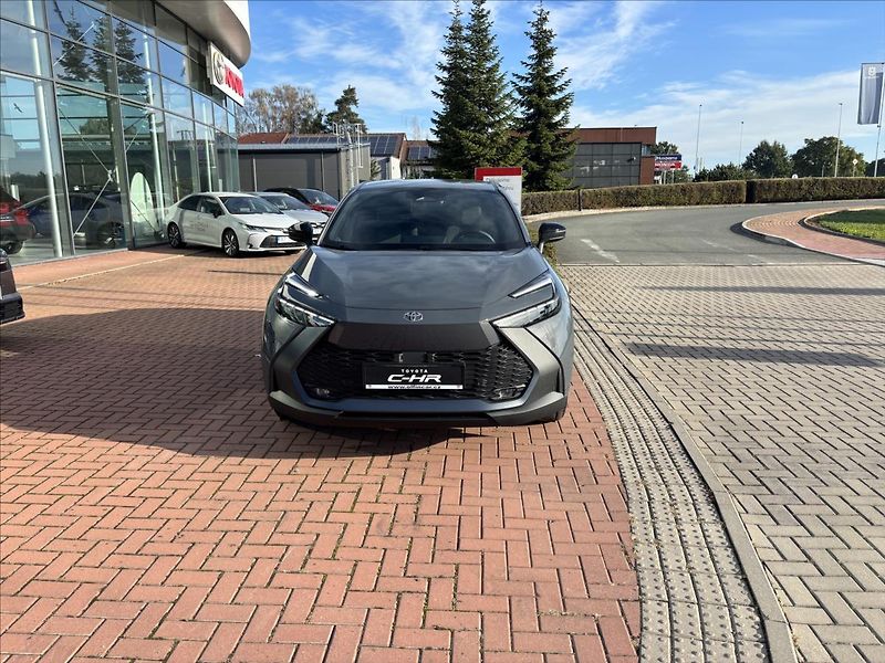Toyota C-HR (2026) 1,8   1.8 HEV Style - fotka 2 z 11