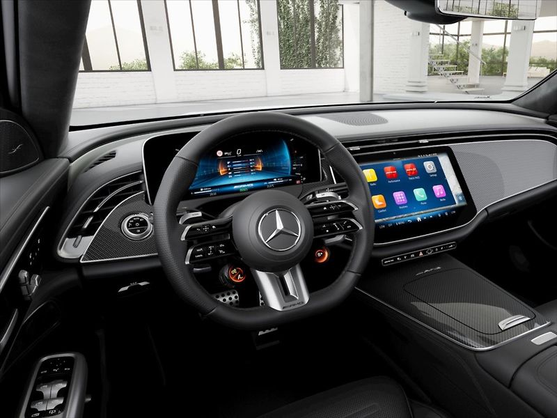 Mercedes-Benz Třídy E (2026) 3,0 Mercedes-AMG E 53 HYBRID 4 - fotka 6 z 9