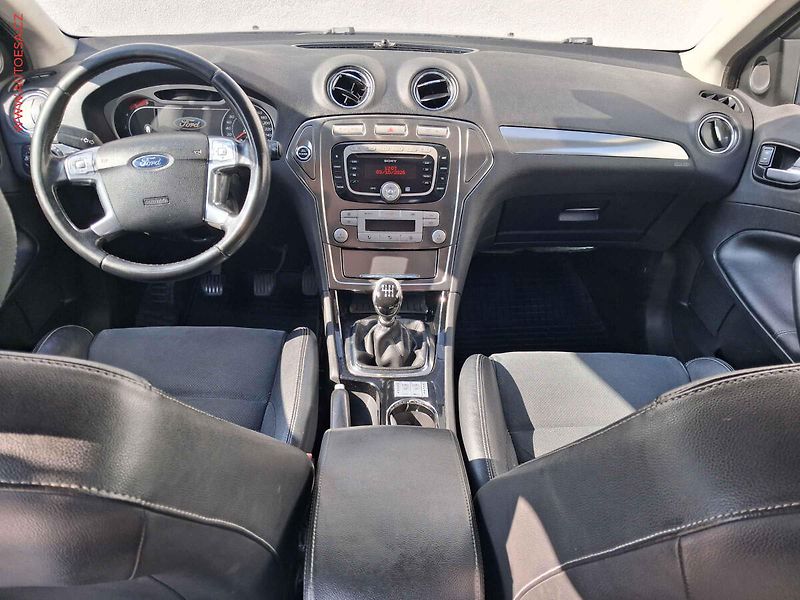 Ford Mondeo (2008) 2.0TDCi, Xenon - fotka 8 z 17