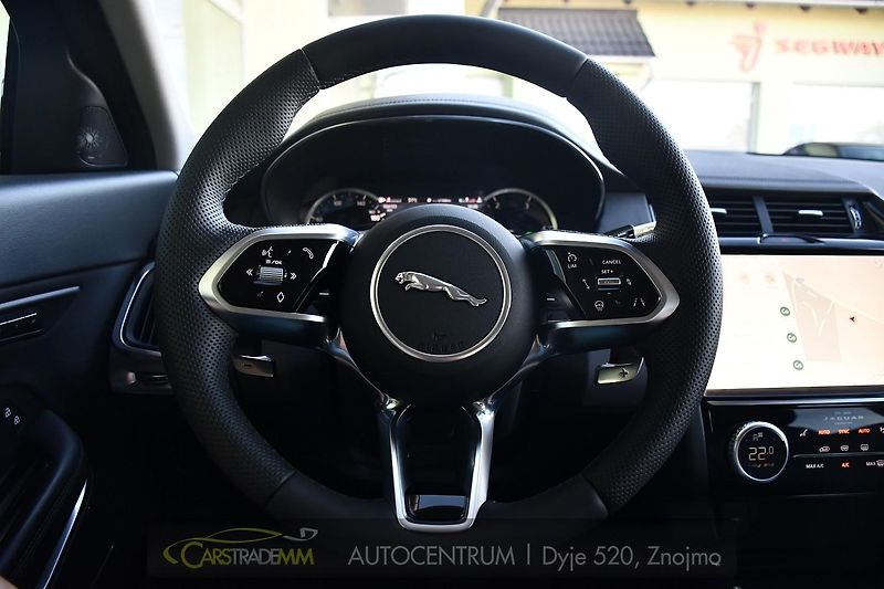 Jaguar E-Pace D165 AWD - fotka 26 z 51