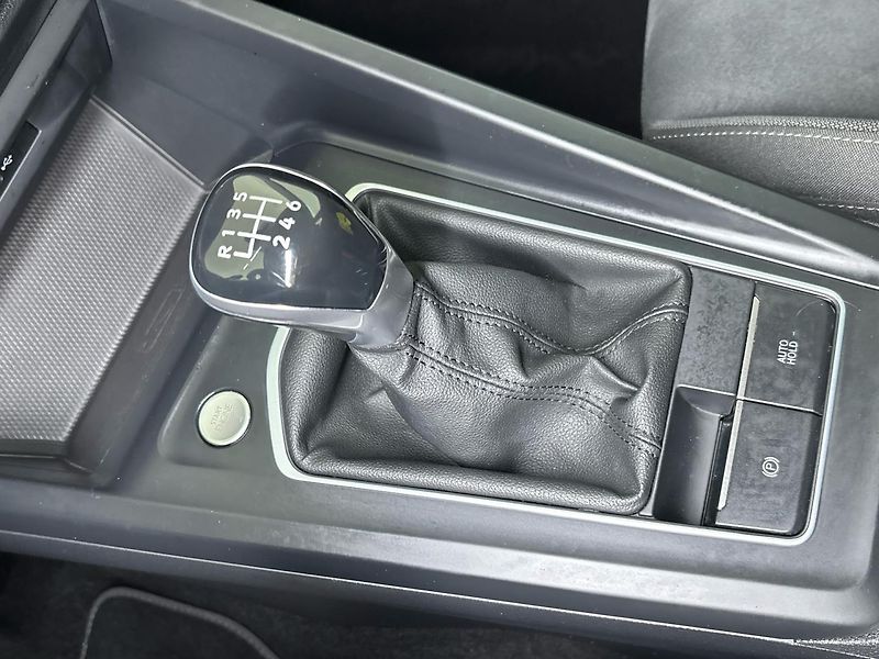 Volkswagen Golf Style - fotka 20 z 31