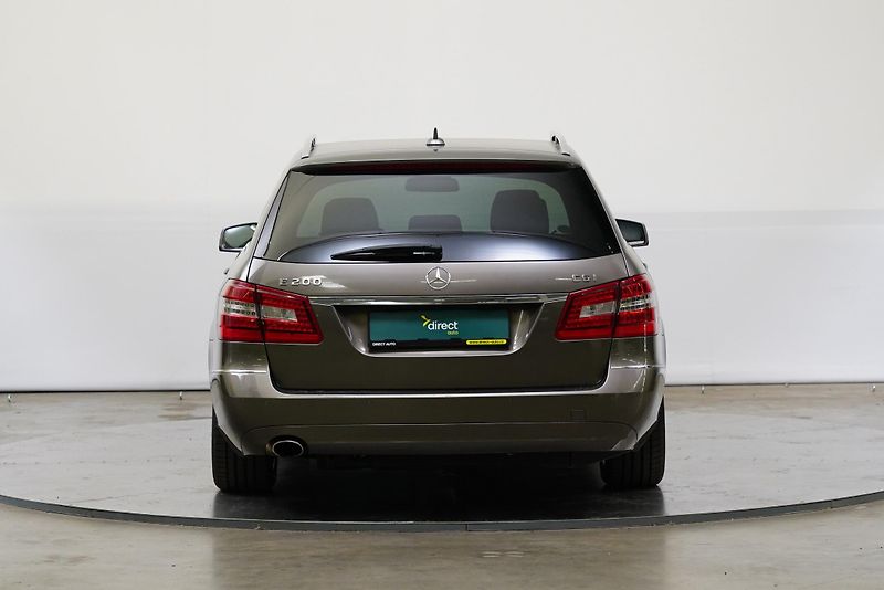 Mercedes-Benz Třídy E - fotka 6 z 24
