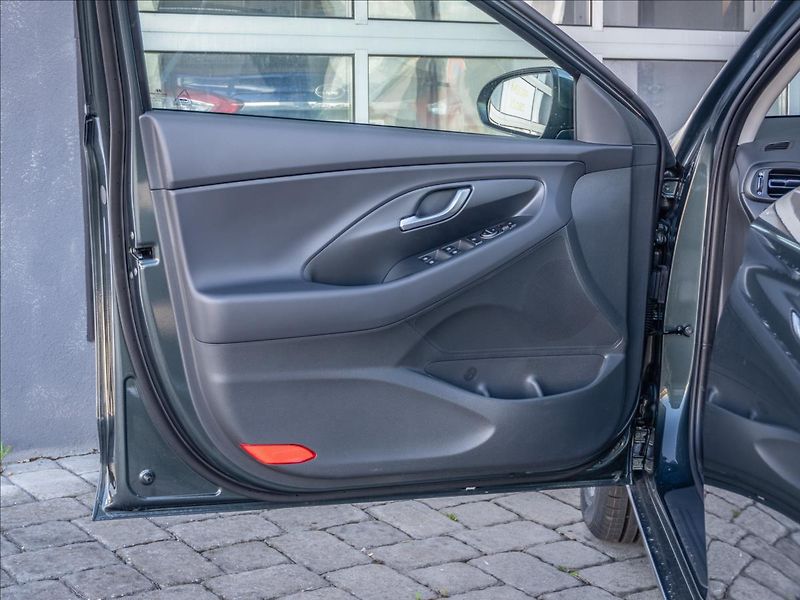 Hyundai i30 (2026) WG 1,0 T-GDI MT COMFORT - fotka 13 z 14