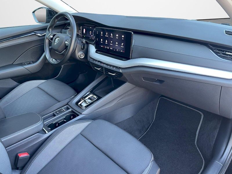 Škoda Octavia (2023) 2.0 TDI 110kW DSG Estate Ambit - fotka 24 z 35