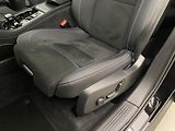 Volvo XC40 B4 AWD DARK PLUS AUT CZ - náhled 25