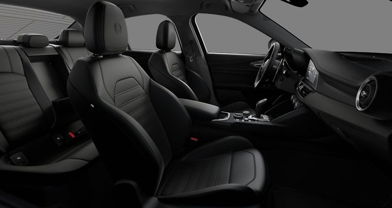 Alfa Romeo Giulia (2026) Quadrifoglio 2.9 V6 BiTurbo 52 - fotka 6 z 6