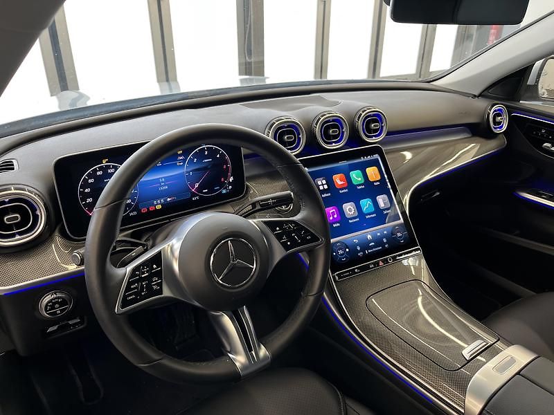 Mercedes-Benz Třídy C 220d 4MATIC kombi Avantgarde - fotka 10 z 22