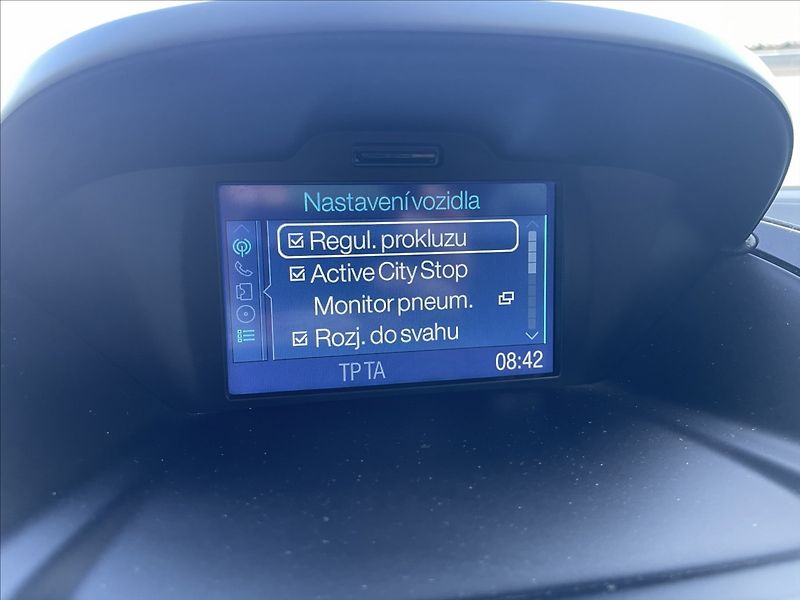 Ford B-MAX 1,0 EcoBoost.74kw.serv.hist. - fotka 19 z 26