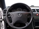 Mercedes-Benz CLK 5.4 i 255kW 55 AMG Aut. - náhled 16