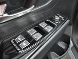 SsangYong Korando (2023) 1.5T-GDi 4x4, 1.maj,ČR, AC - náhled 14
