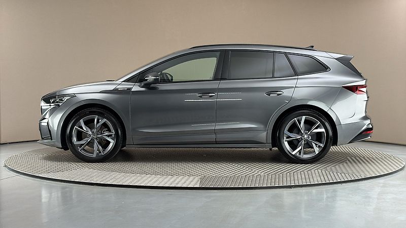 Škoda Enyaq 62 kWh AUT 60 Sportline - fotka 4 z 33