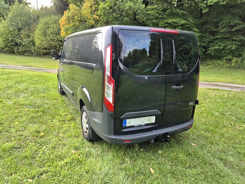 Ford Transit Custom (2015) 2.2Tdci Long Tažné Klima - fotka 11 z 24