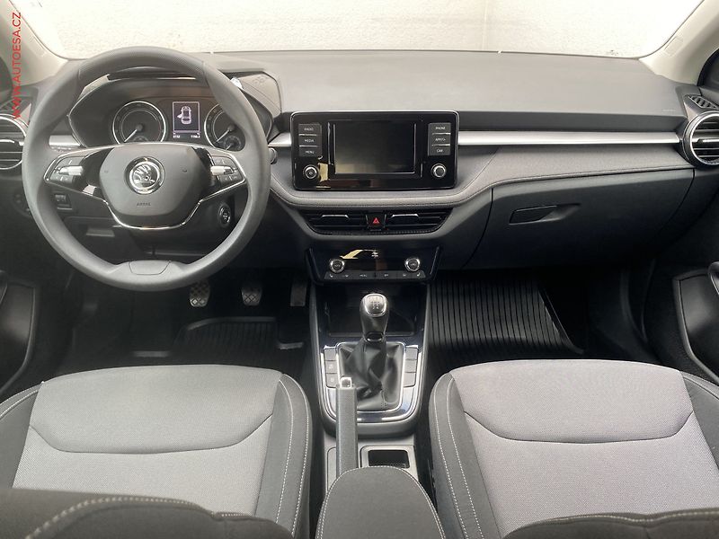 Škoda Fabia (2023) 1.0 MPi, ČR, Ambition, +kola - fotka 8 z 19
