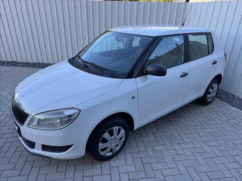 Škoda Fabia 1,4 i 16V 63kW DPH 1.maj ČR - fotka 5 z 47