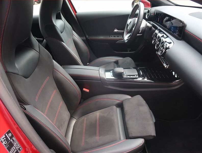 Mercedes-Benz Třídy A (2021) A 180 - fotka 9 z 26