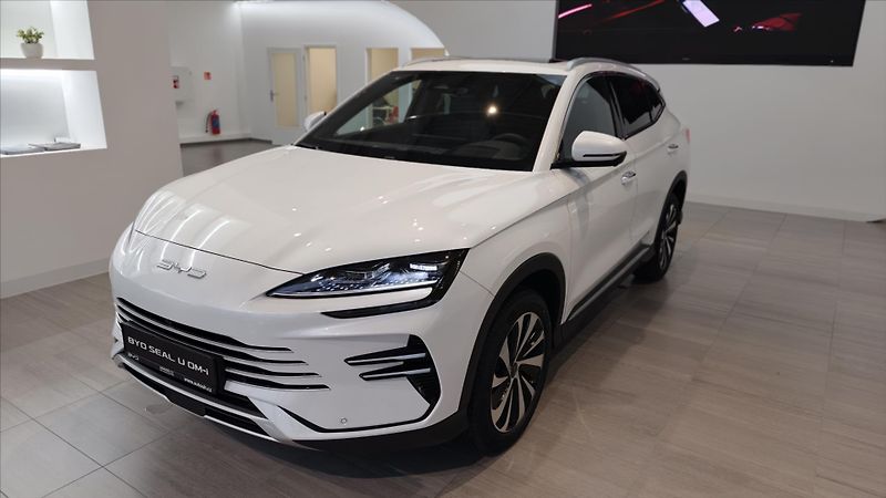 BYD Seal U (2025) 160 Kw Boost - fotka 4 z 14