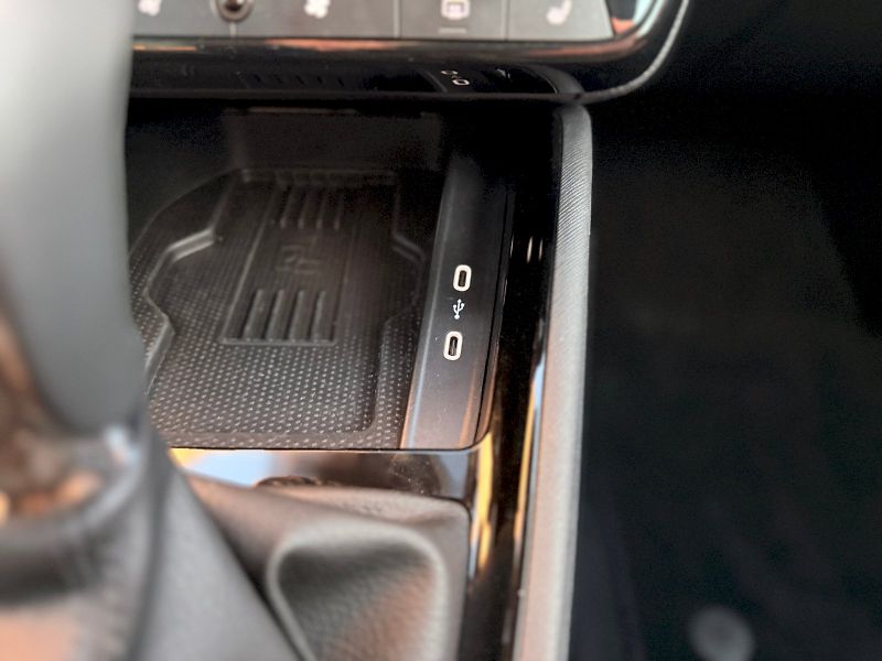 Škoda Kamiq (2025) SELEC TSI 85/1.0 A7F - fotka 26 z 32