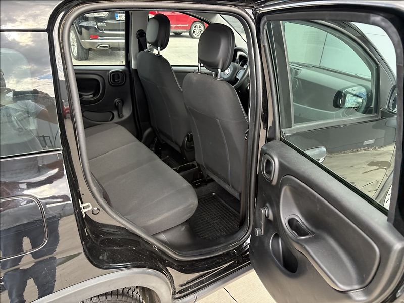 Fiat Panda 1,0 Hybrid Klima CZ 1 MAJITEL - fotka 17 z 25