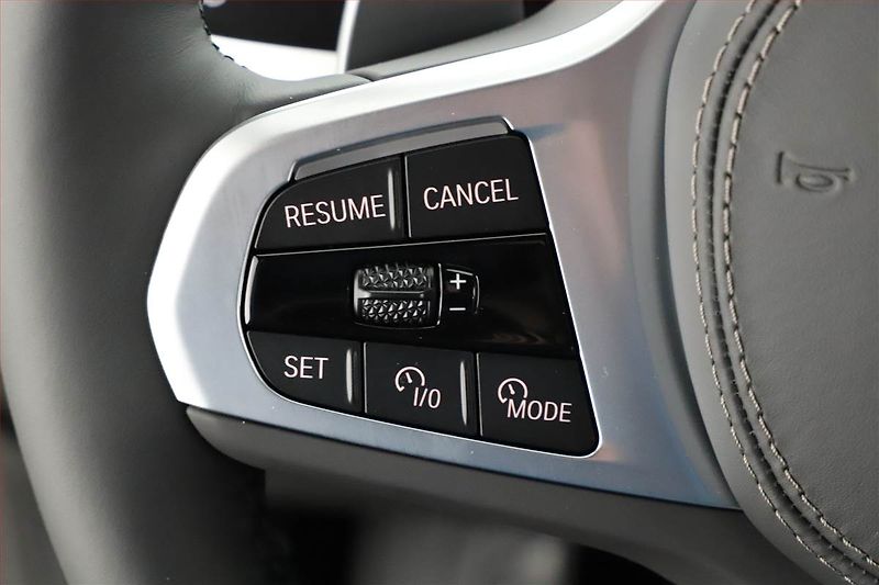 BMW X6 (2025) xDrive40i, M PAKET, KEYLESS - fotka 22 z 31
