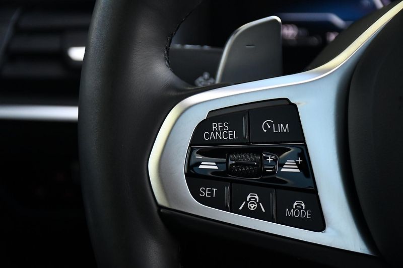 BMW Řada 3 320d xD M-SPORT 3LZÁRUKA ČR 1M - fotka 25 z 48