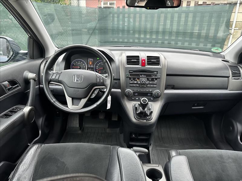 Honda CR-V 2,0 4x4 TOP TAŽNÉ - fotka 14 z 24