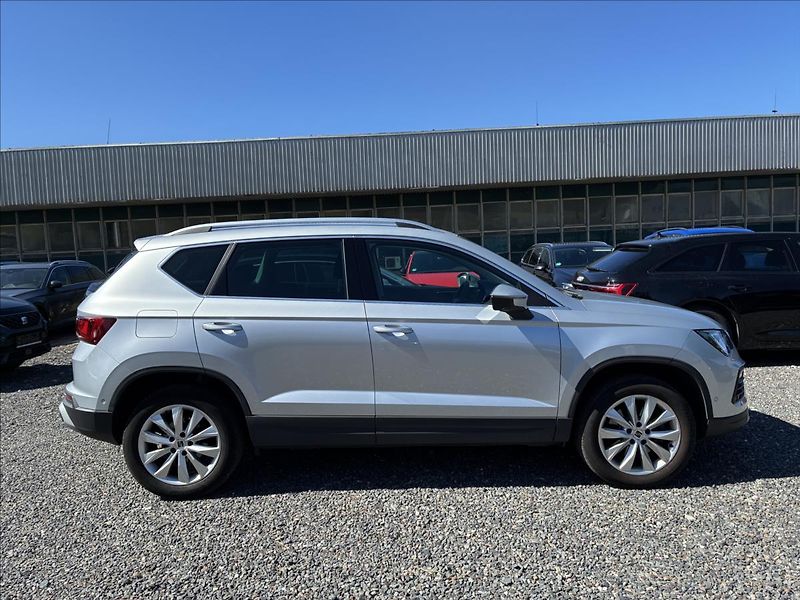 Seat Ateca 2,0 TDI TAŽNÉ,KAMERA,KŮŽE - fotka 6 z 35