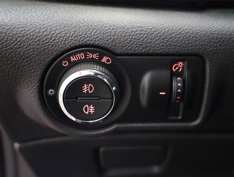 Opel Astra (2010) 1.4 16V, Tempomat - fotka 16 z 17