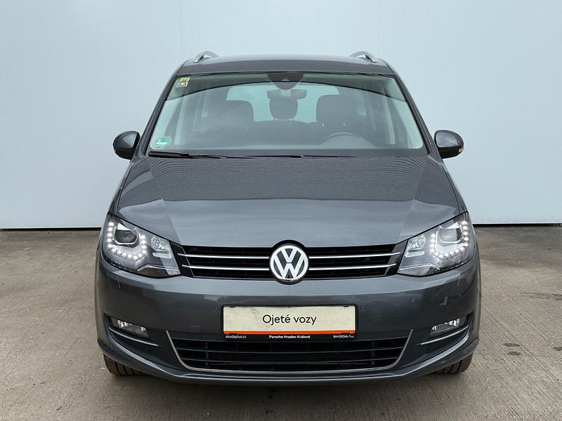 Volkswagen Sharan Highline 1.4TSI 110 kW DSG - fotka 4 z 26