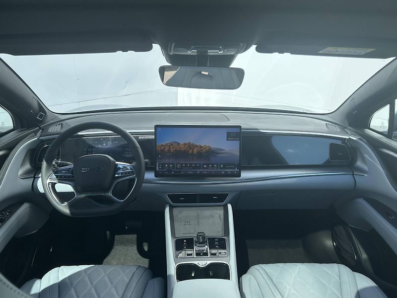 BYD Sealion 7 (2026) Excellence AWD 91 kWh - fotka 5 z 10